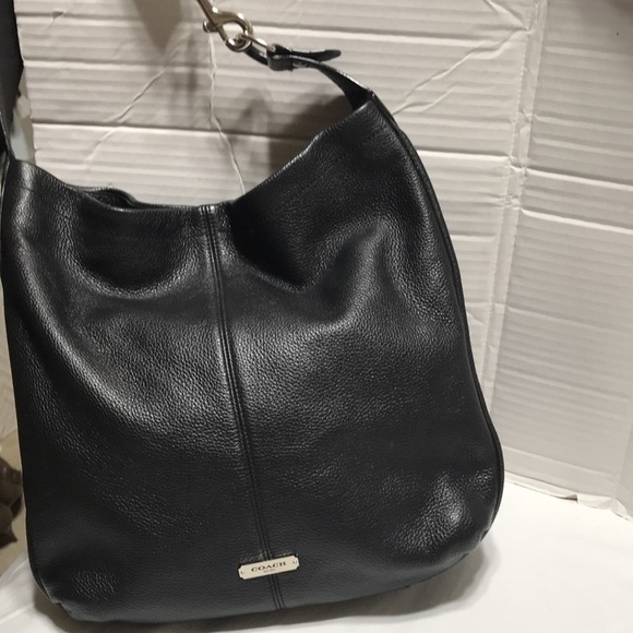 Coach pebble leather shoulder bag with silver tone hardware. EUC - Picture 5 of 10